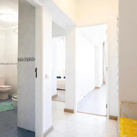 Apartment Two-bedroom Beachfront With Pool - Costa da Caparica